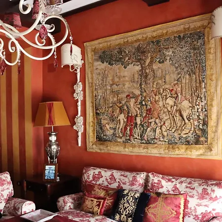Plaza San Francisco Luxury Apartment *